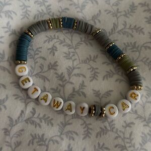 Taylor Swift Getaway Car friendship bracelet